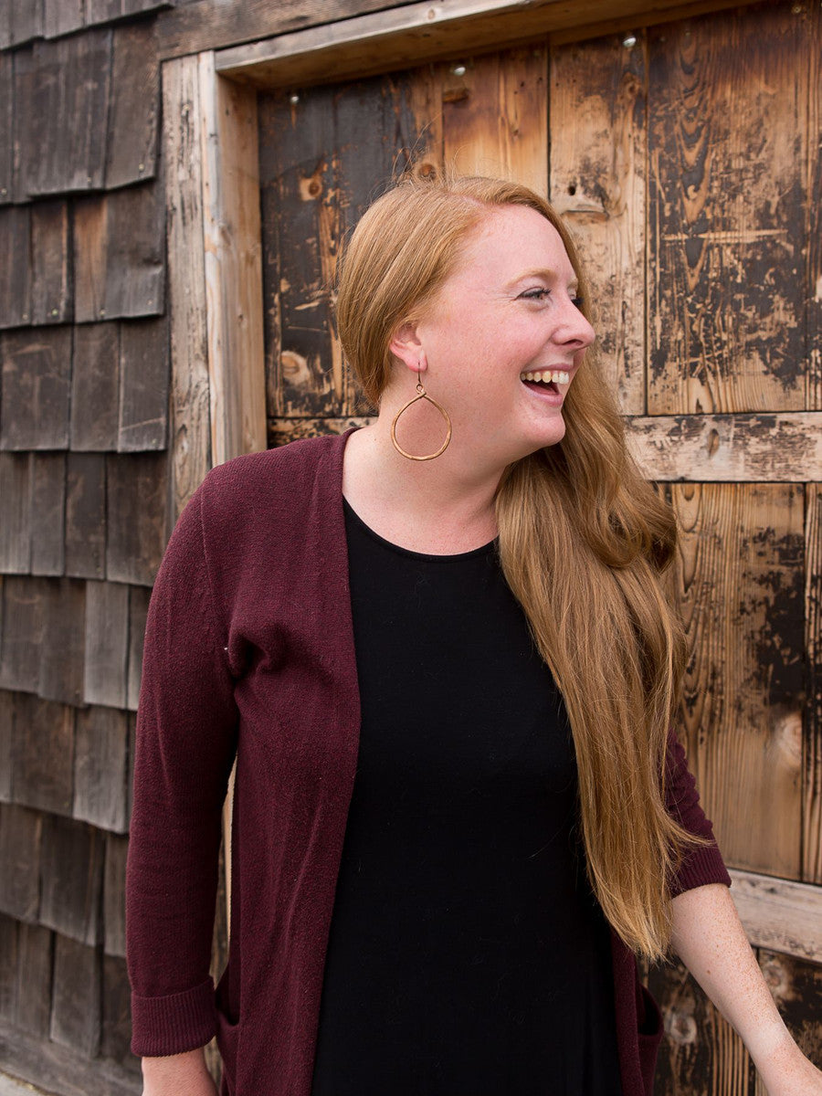 Hammered copper hoop earrings | Fair Anita