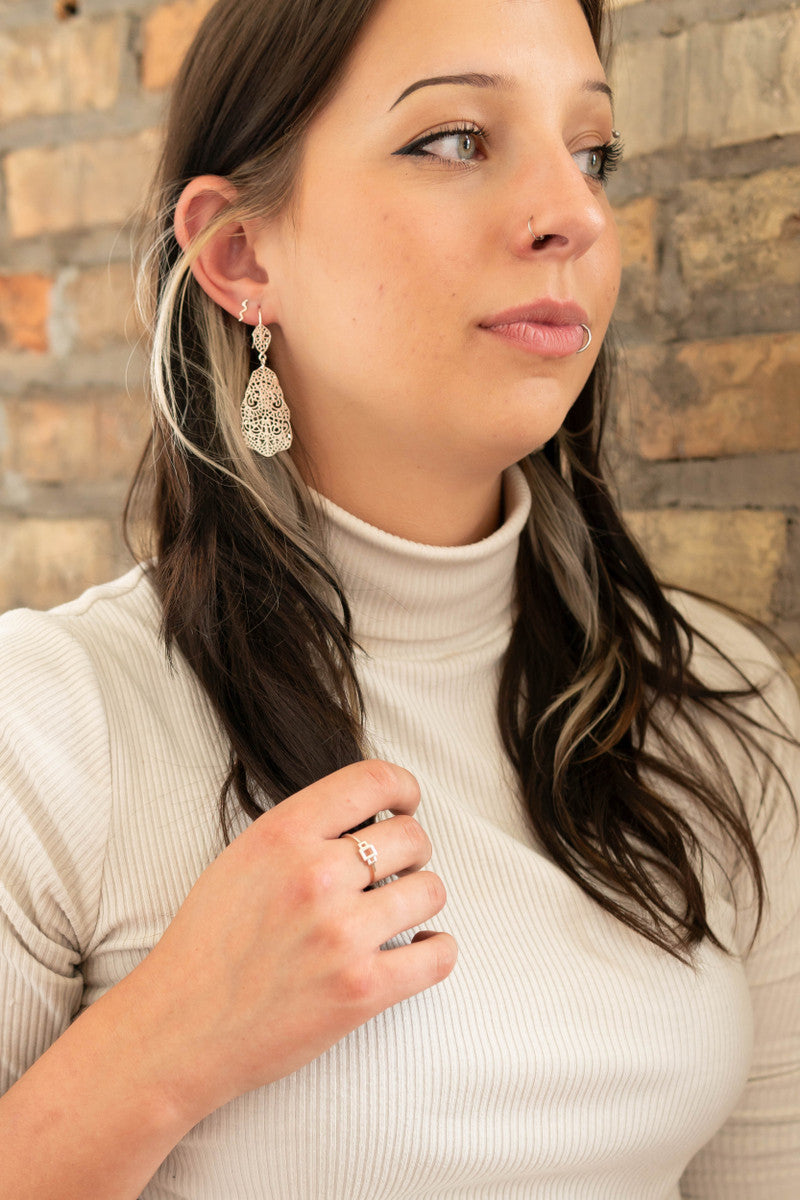 Squiggle Studs