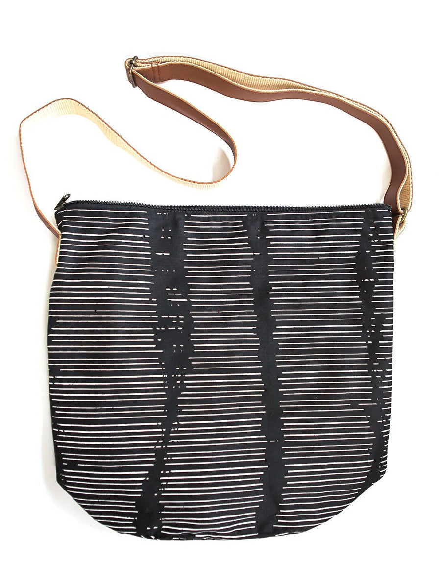 Black and white patterned crossbody purse | Fair Anita