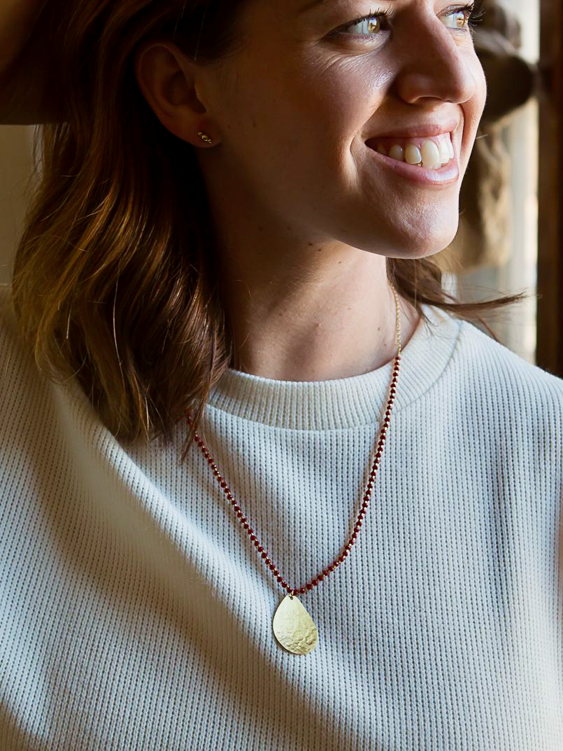 Red Beaded Pendant Necklace - Brass