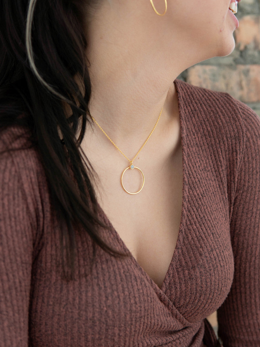 dainty gold oversized loop pendant necklace_Fair Anita
