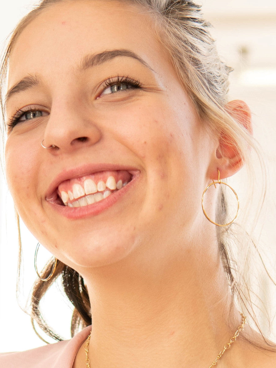 lightweight mixed metal circle drop earring_Fair Anita