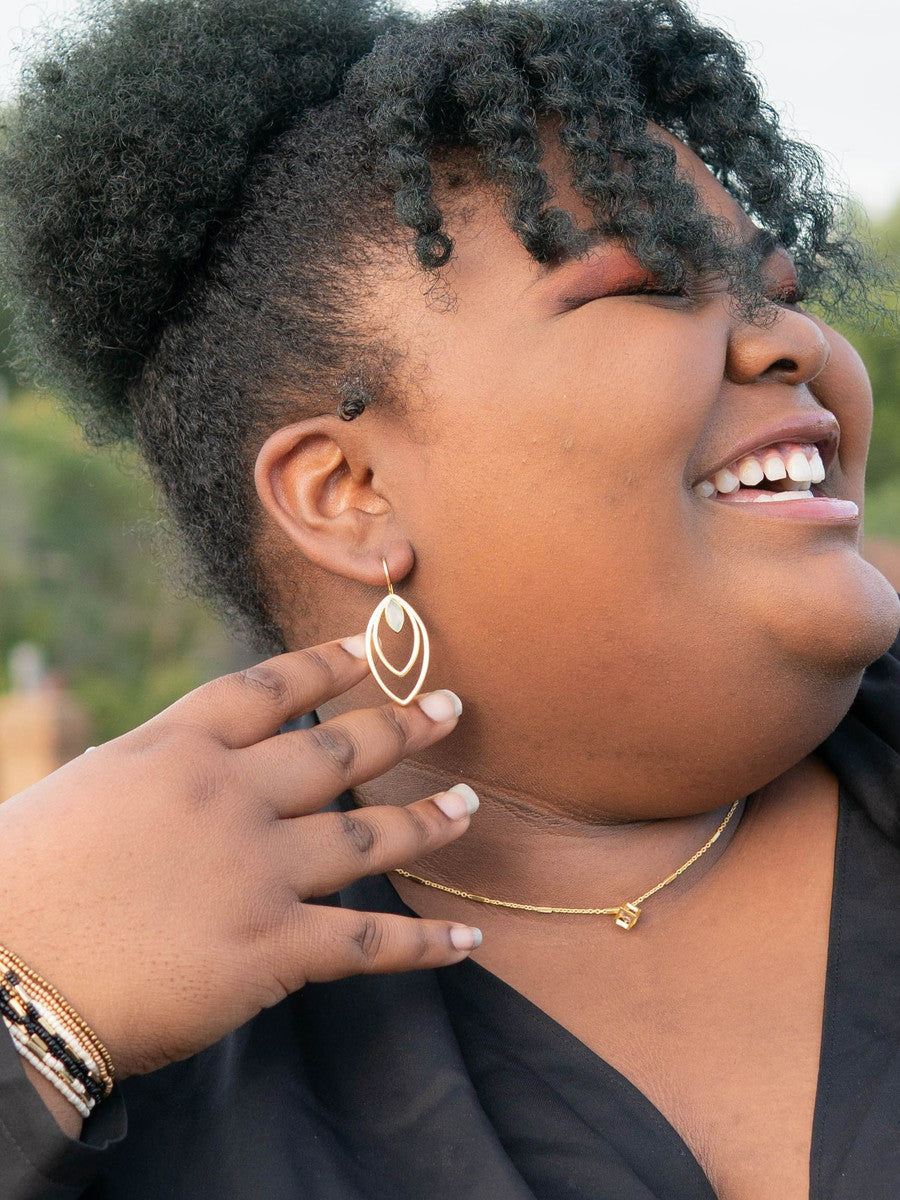 simple Leaf drop earrings Gold_Fair Anita