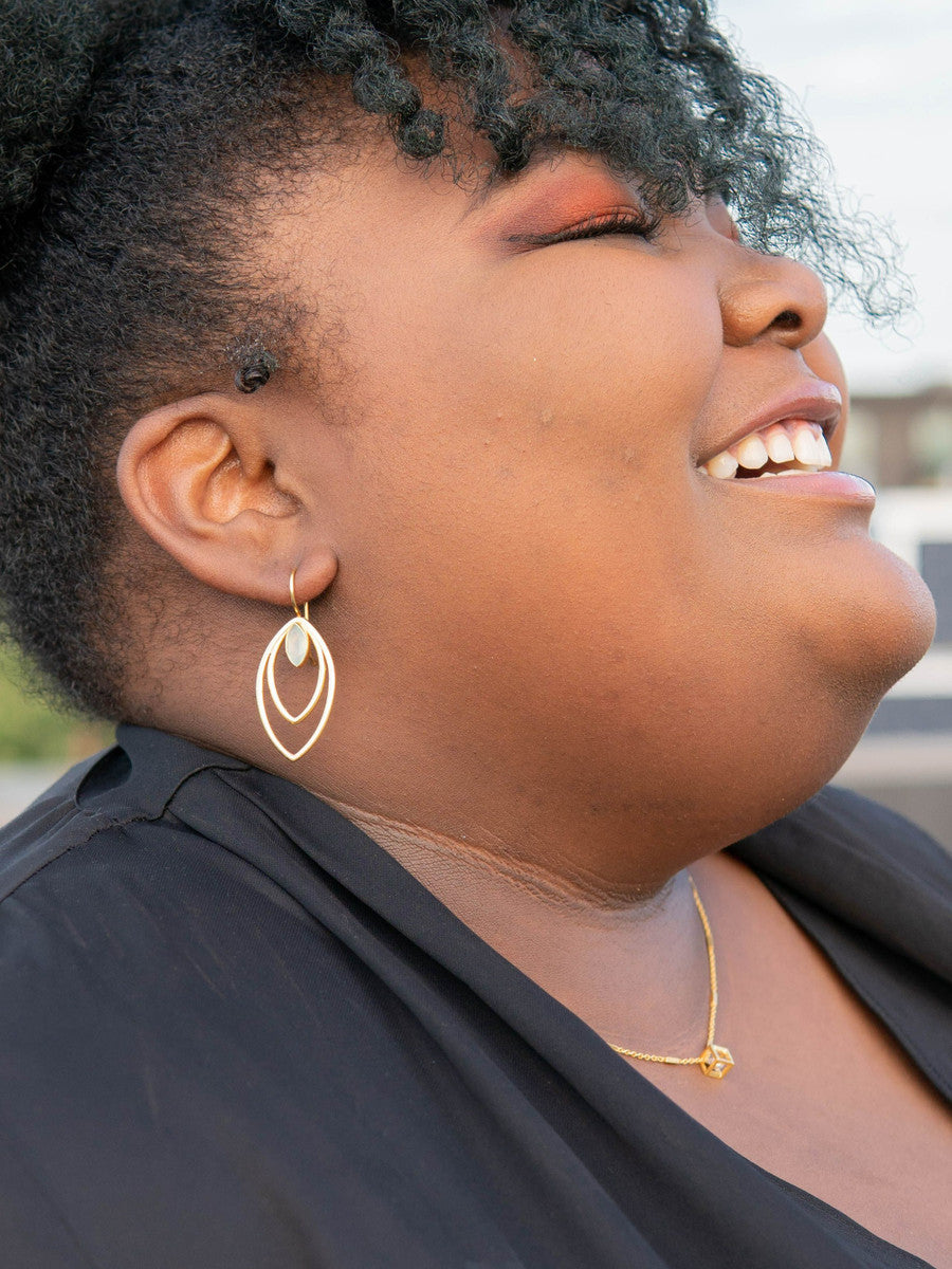 simple Leaf drop earrings Gold_Fair Anita