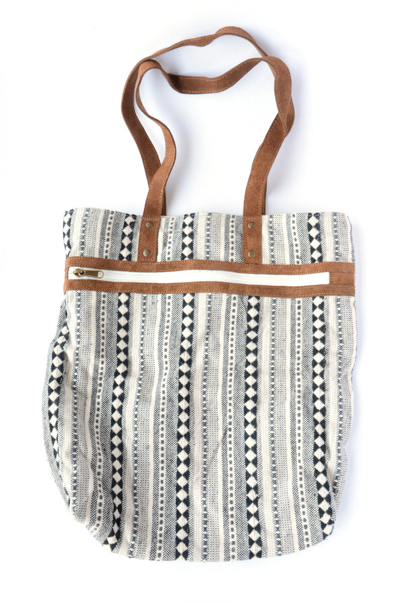 White pattern with black stripes tote | Fair Anita