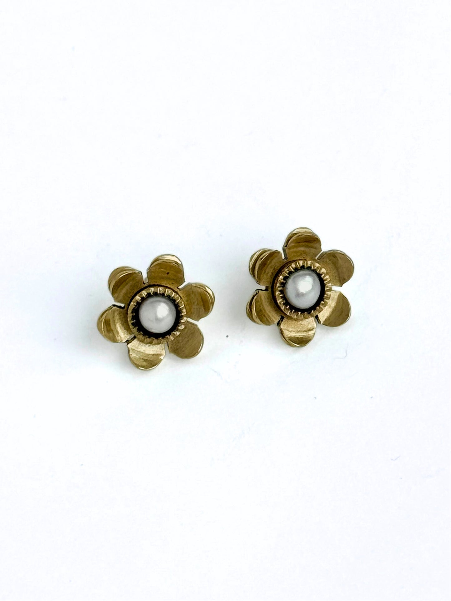 Bloom Pearl Brass Stud Earrings