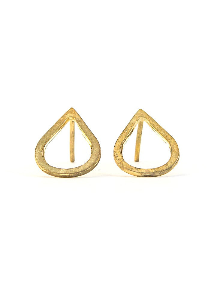 Teardrop shaped brass stud earrings  | Fair Anita