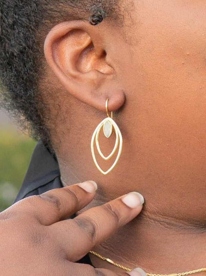 simple Leaf drop earrings Gold_Fair Anita